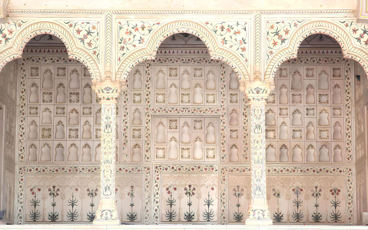 Ivory Arch Garden