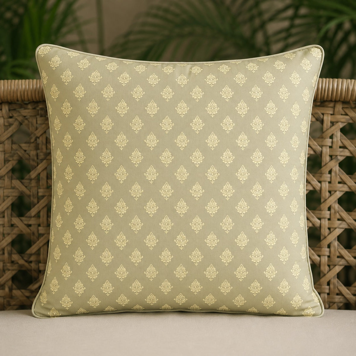Digital Cushion Cover With Piping